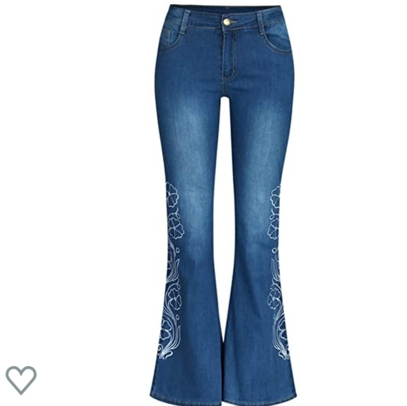 🌸Adorable Embroidered Jeans🌸 - Picture 9 of 9